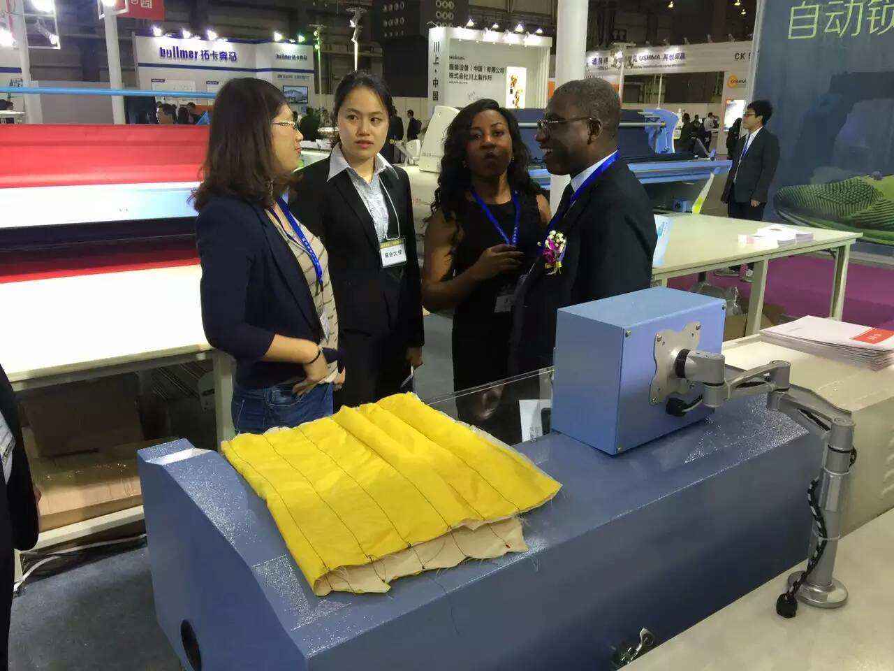 china down jacket stuffing machine - we introduce our machine to visiter.